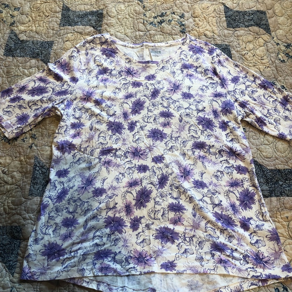 Womens Duluth Shirt Floral Sz Large NWOT